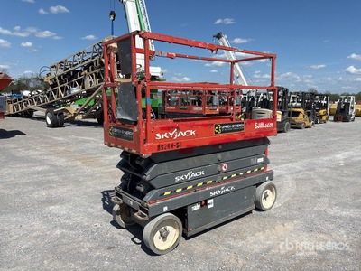 2016 Skyjack SJ III 3226 Electric Scissor Lift