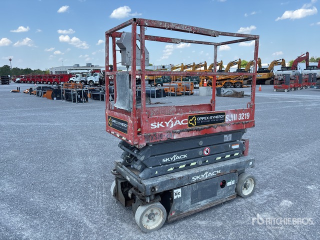 2017 Skyjack SJIII-3219 Electric Scissor Lift