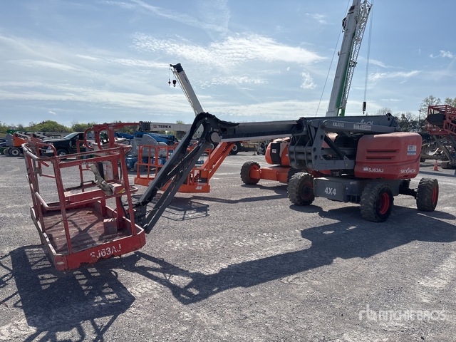 2015 Skyjack SJ63AJ 4WD Diesel Articulating Boom Lift