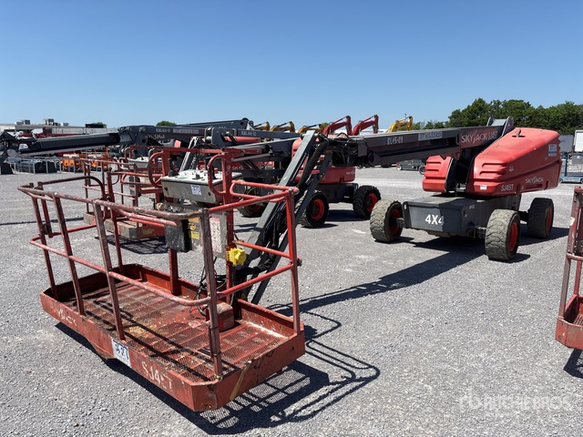 2016 Skyjack SJ45T 4WD Diesel Telescopic Boom Lift