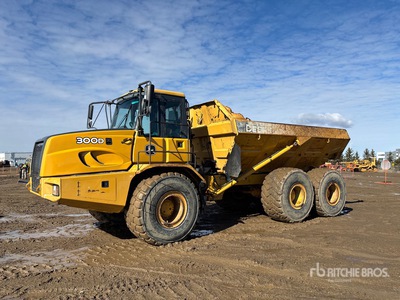 2008 John Deere 300D Knickgelenkter Muldenkipper