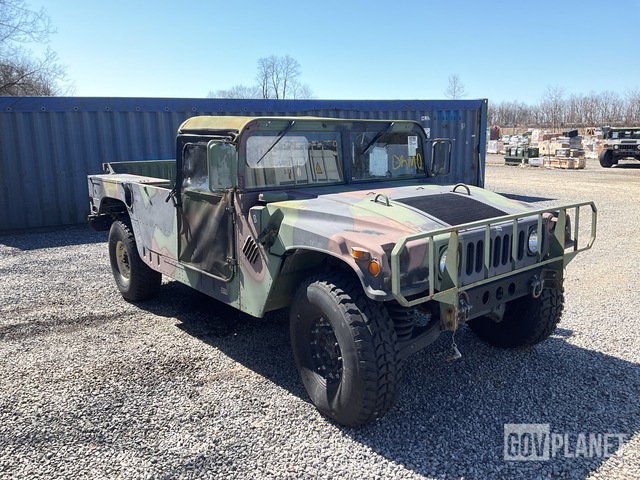 1993 AM General M1097 HMMWV 2 Door Soft Top w/Truck Body
