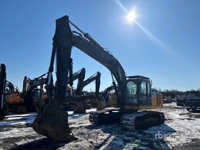 2019 John Deere 210G LC Tracked Excavator