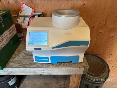 Perten AM 5200 Grain Tester