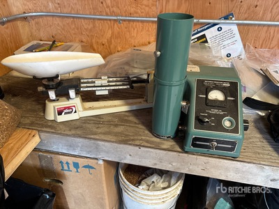 Motomco 919 Grain Tester