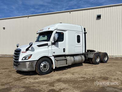 2021 Freightliner Cascadia 126 6x4 T/A Sleeper Truck Tractor