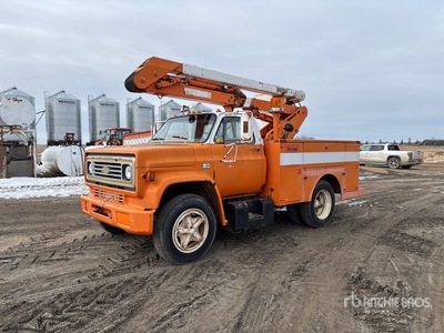1979 Versalift SHV-32-P 32 ft on 1986 Chevrolet C60 auto hoogwerker
