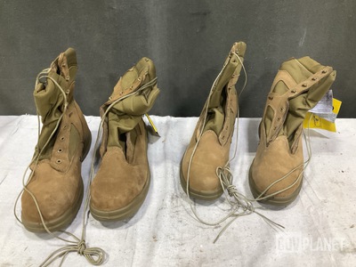 (21) Pairs of Men's Boots & (12) Pairs of Men's Safety Boots