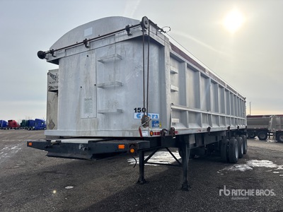 1993 Cobra 36 ft Tri/A End Dump Trailer