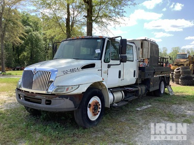 2005 International 4300 Flatbed Truck (Inoperable)