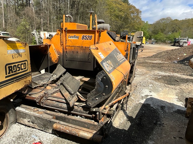 2017 Leeboy 8520 Track Asphalt Paver 2017 Leeboy 8520 Track Asphalt Paver