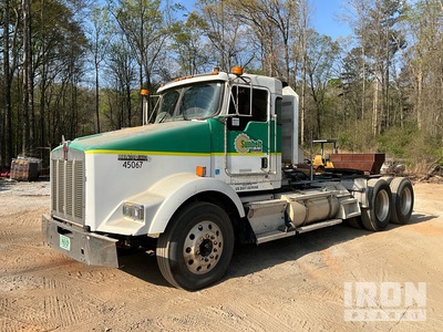 2008 Kenworth T800 6x4 T/A Day Cab Truck Tractor