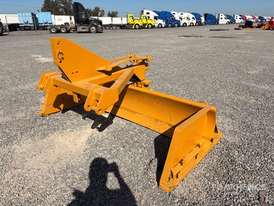 Hydraulic Pull Scraper