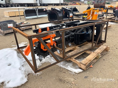 Mower King ECSSCT72 48 in スキッドステア トレンチャー