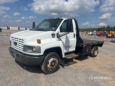 2006 Chevrolet 5500 4x2 Flatbed Truck