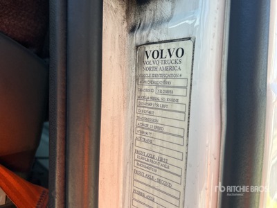 2020 Volvo VNR300 T/A Day Cab Truck Tractor