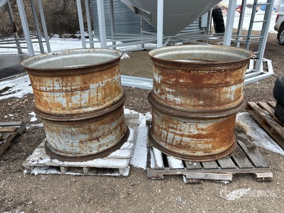 Quantity of (4) 38 in Rims