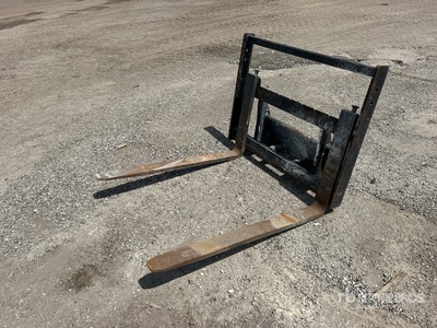 2022 Toro 22586 36 in Mini Skid Steer Forks - Fits Toro TX-1000