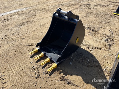 Dynamic Entities 24 in Digging Excavator Bucket - Fits Cat 303/303.5/304, Case, New Holland, Kobelco SK35, Deere/Hitachi 35D/G (Unused)