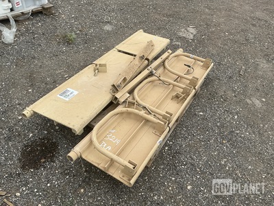 (2) 12422465 Vehicular Seats