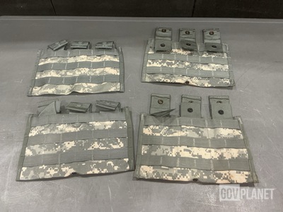 (165) M4 Three Mag Pouches