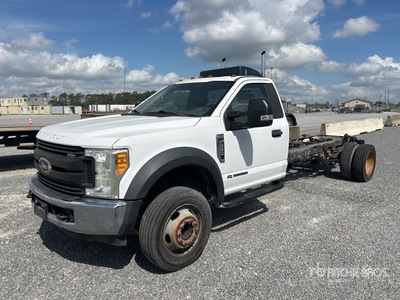 2017 Ford F-550 XL 4x2 Autocarro cabina e telaio