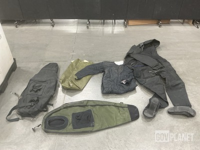 (12) Diving Equipment Sets