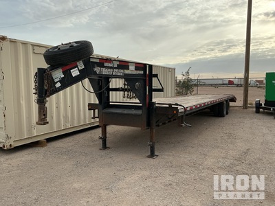 2017 Texas Pride 37 ft T/A Equipment Trailer