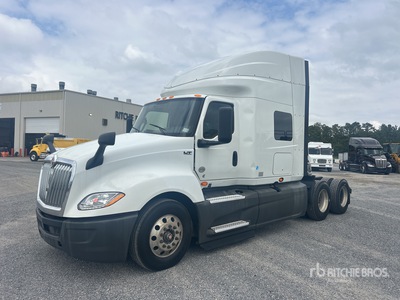 2019 International LT625 6x4 Cabeza Tractora Cabina Dormitorio