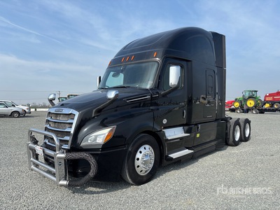 2019 Freightliner Cascadia 126 6x4 T/A Slaapcabine Trekker