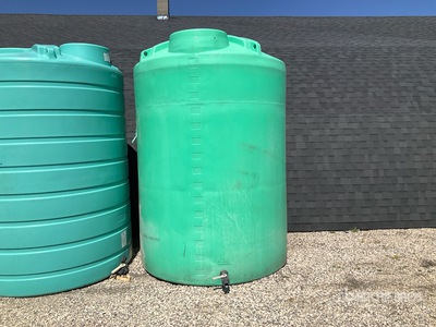 Polywest 3000 gal Poly Watertank