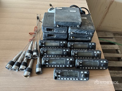 Quantity of (7) Radio's