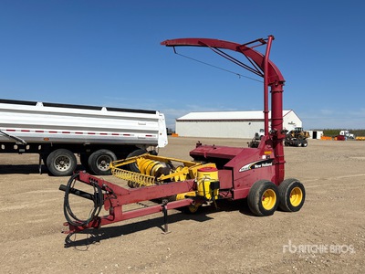2005 New Holland FP240 حاصدة الأعلاف قابلة للسحب