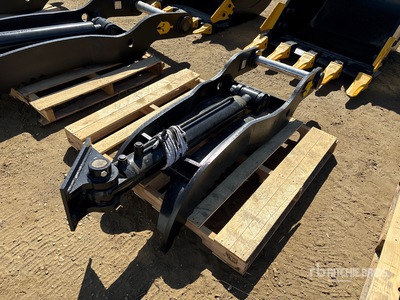 Dynamic Entities Excavator Thumb - Fits Cat 307/308, Komatsu PC78/88, Deere/Hitachi 75/85, Case, New Holland, Kobelco SK80, Bobcat E80 (Unused)