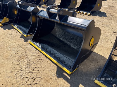 Dynamic Entities 60 in Q/C Cleanup Excavator Bucket (Unused)