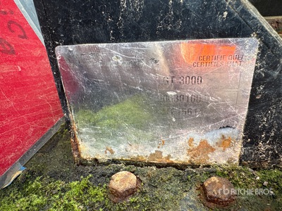 Altec Crawler Carrier Crane