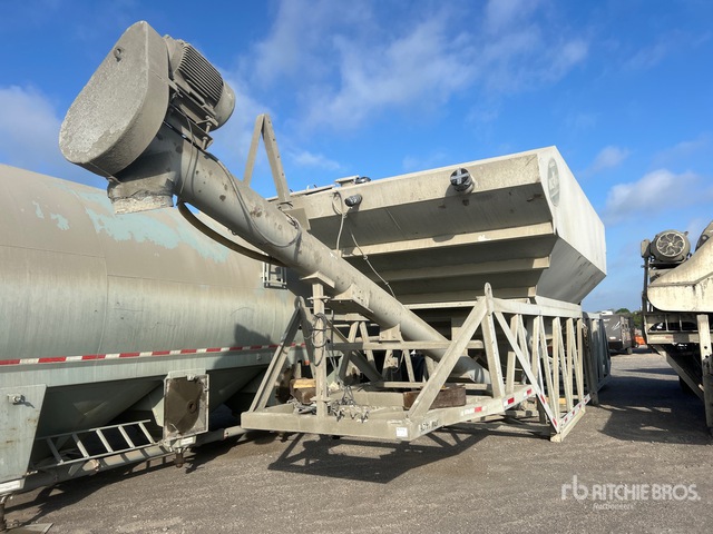 Hagan Ritchie Model 2006 Vince Hagan HCA-400 1600 cft S/A Przyczepa silosowa do cementu ...