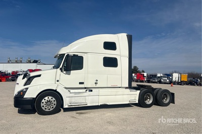 2018 Volvo VNL 6x4 Tracteur Routier Couchette