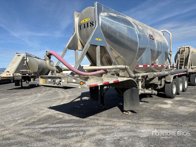 2019 HEIL 26 m3 Tri/A Pneumatic Bulk Trailer