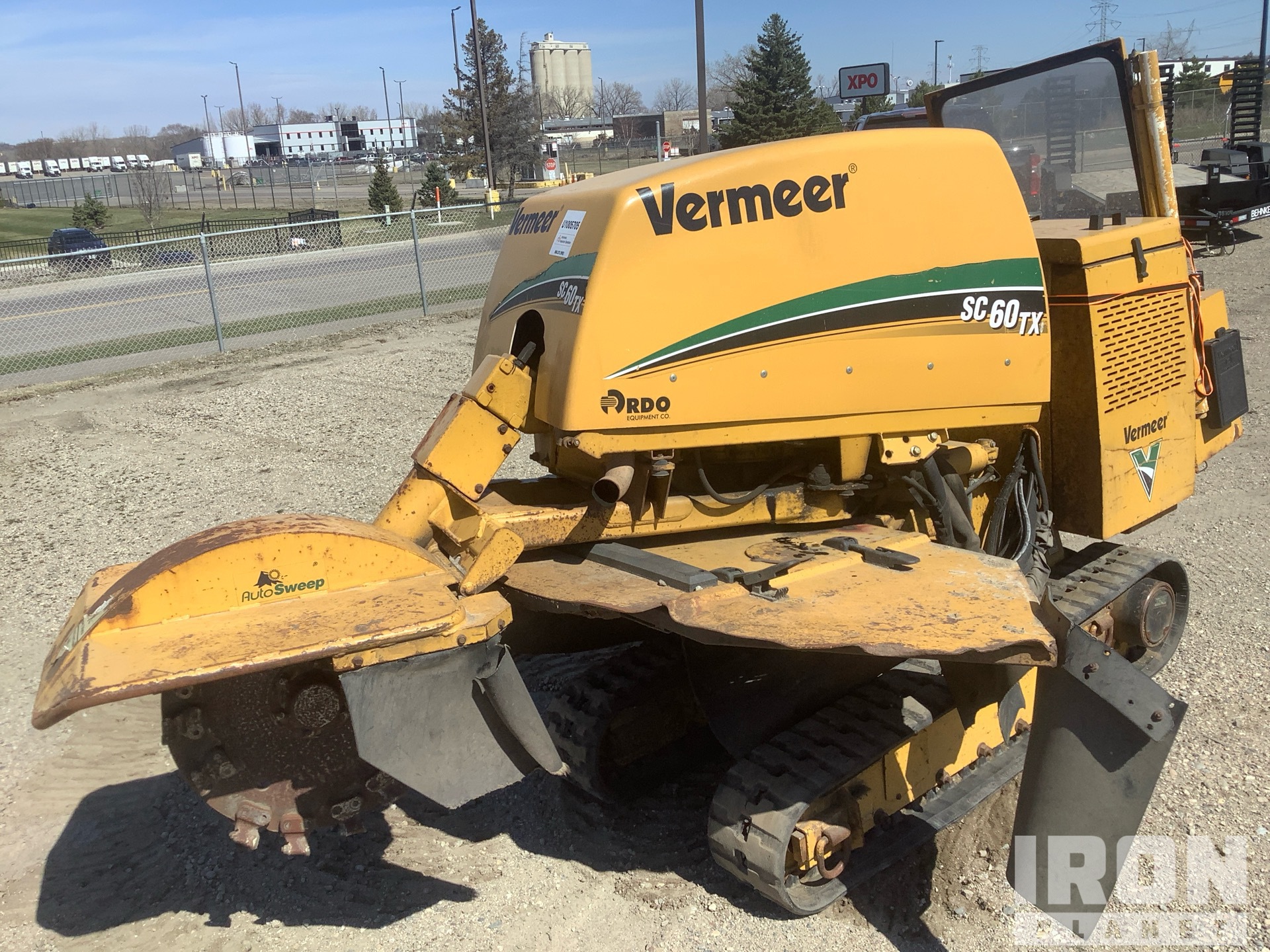 2016 Vermeer SC60TX Tracked Stump Grinder in Burnsville, Minnesota
