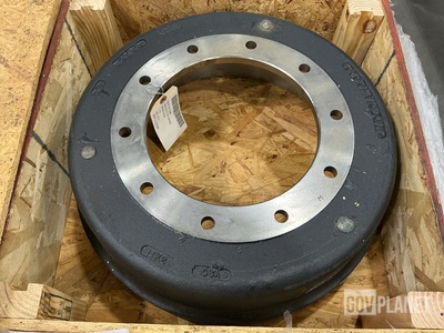 (8) Oshkosh 10KP529 Brake Drums