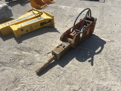 NPK GH-4 18 in كسارة هيدروليكية