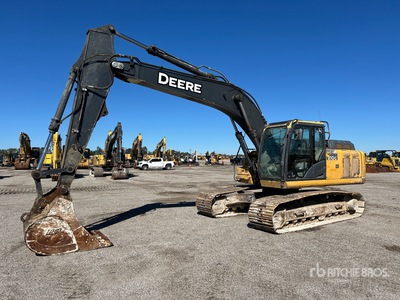 2018 John Deere 210G LC Tracked Excavator