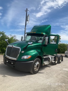 2020 International LT625 T/A Dagcabine Trekker