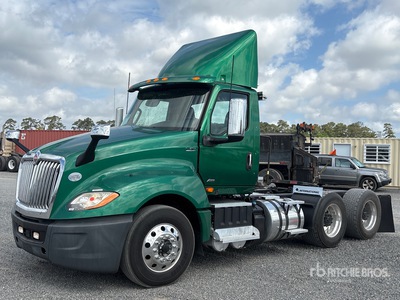 2020 International LT625 6x4 Cabeza Tractora Cabina Corta