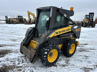 2009 New Holland L175 Two-Speed Chargeuse à direction à glissement