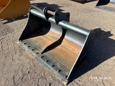 60 in Cleanup Excavator Bucket