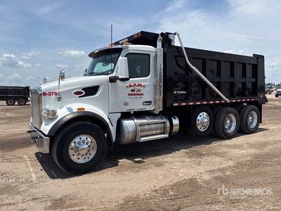2025 Peterbilt 567 8x4 Camion à benne basculante Tridem