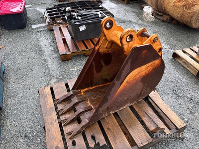 Case 580 18 in Digging ローダーバックホー用バケット