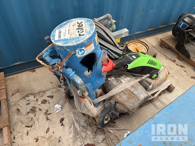 Axxiom 1.5 CF Sand Blaster